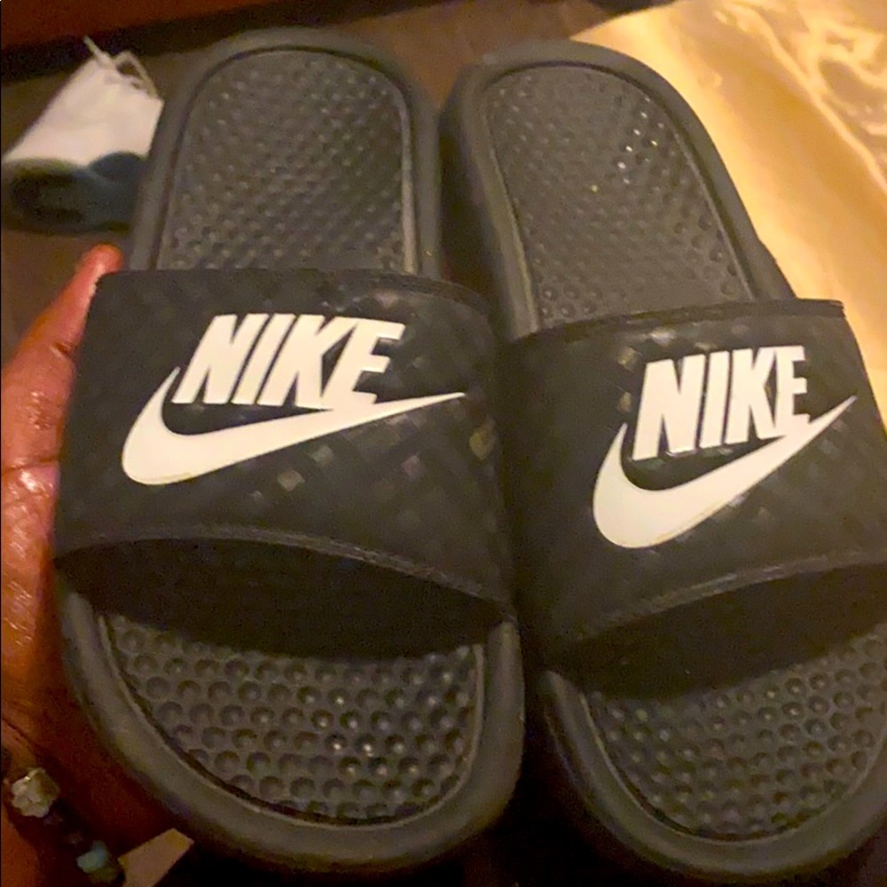 Black Nike slides
